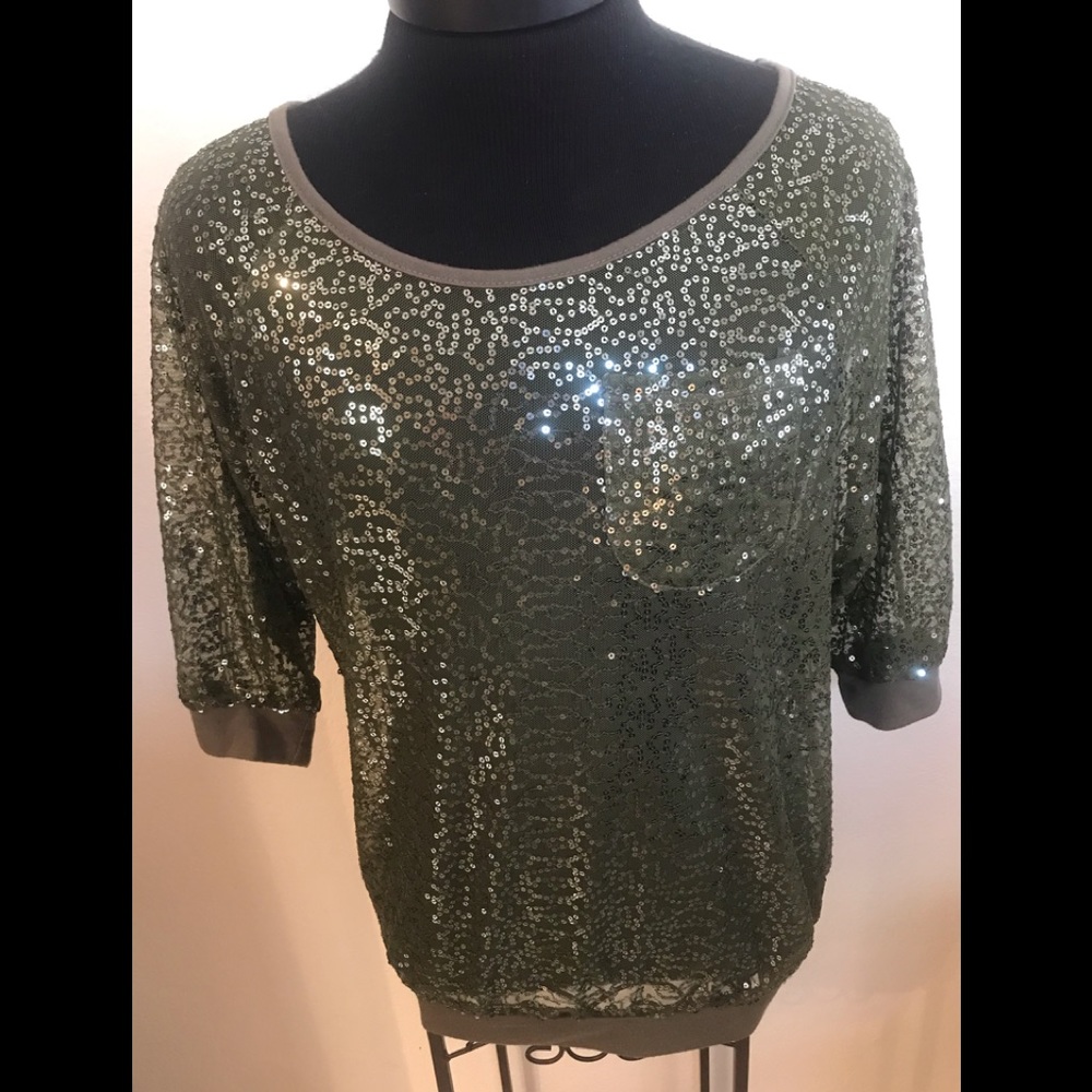 NWOT Olive IMAGINARY VOYAGE SZL TOP - Picture 1 of 6